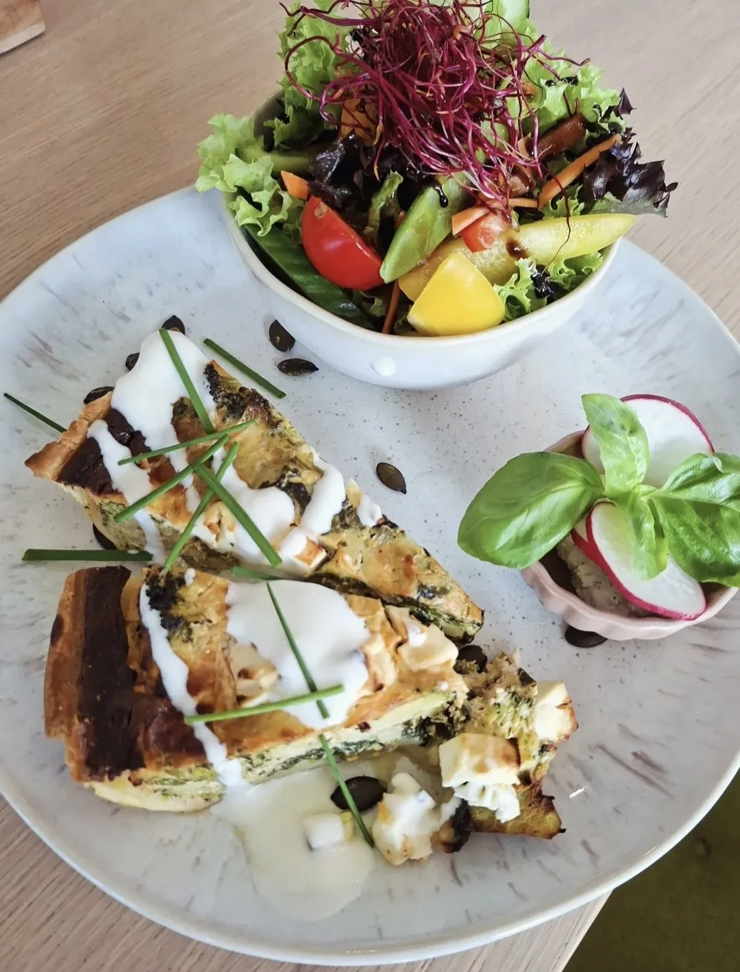 Neu! Spinat Brokkoli Feta Quiche