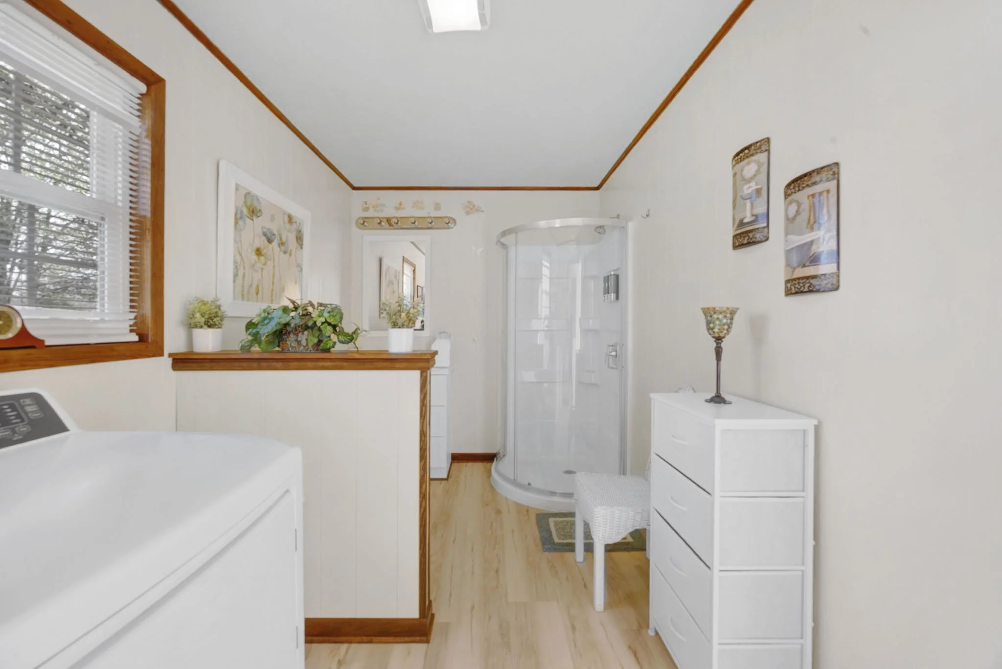 Guest House Real Estate Photos 