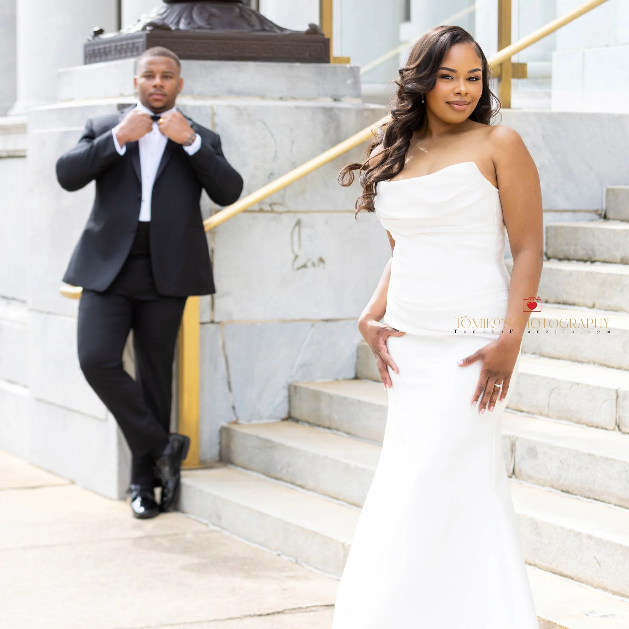 Outdoor elopement portrait of a couple at Red Mountain Park in Birmingham.