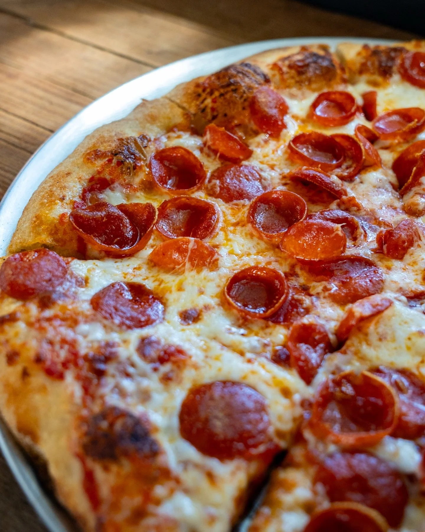 Heyooooooo! Hope everybody is having a great weekend. We&rsquo;re about to kick off our Sunday here in Clarksburg - perfect day to dig into some tasty things, so head our way! Doors open right at 11am #husicksbyforester 

#clarksburg #sacramentoresta