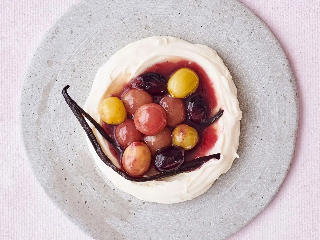 traubenkompott-mit-doppelrahm-0-4-3 Large.jpeg