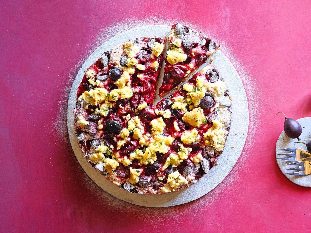 stachelbeer-streuselkuchen-mit-rosmarin-0-4-3 Large.jpeg