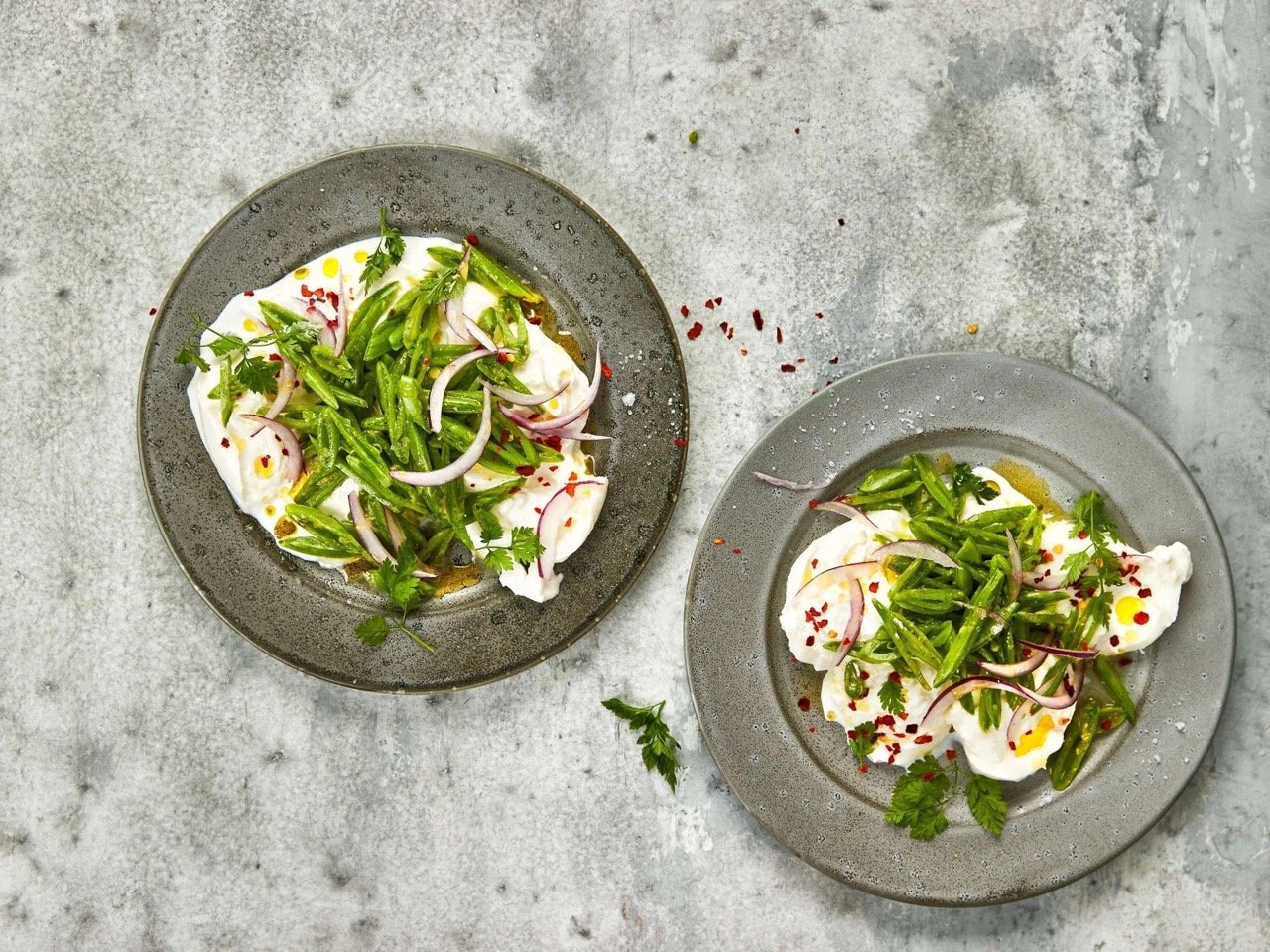 knackerbsensalat-auf-burrata-0-4-3 Large.jpeg