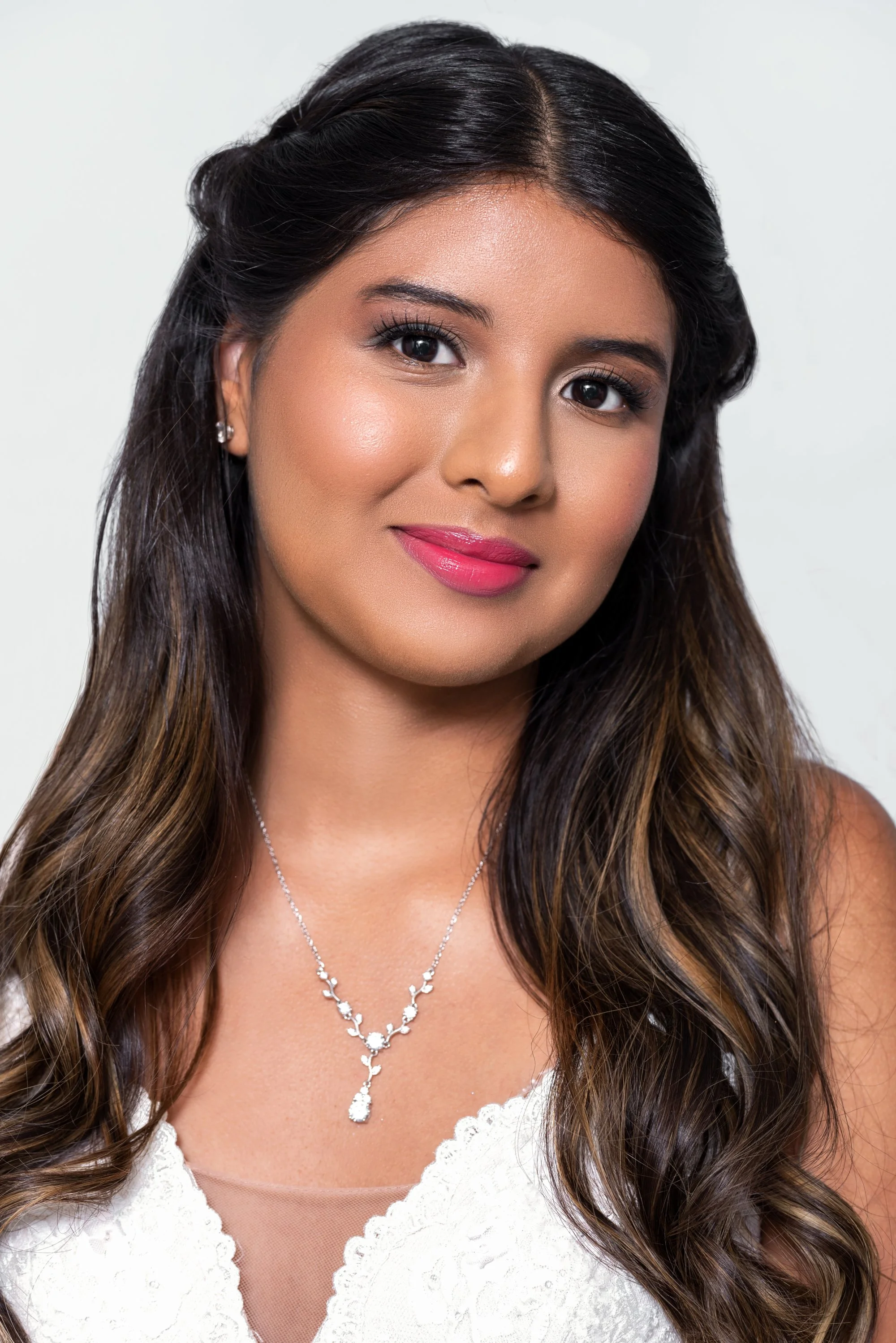 Anahi_Bridal7414_cmk7gw.jpeg