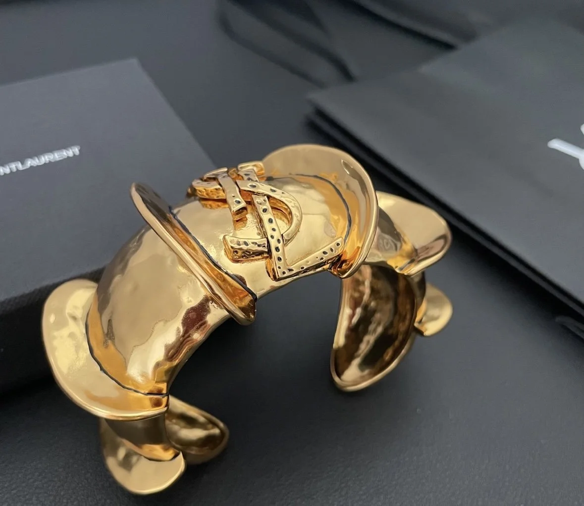 HEI VINTAGE YSL BANGLE