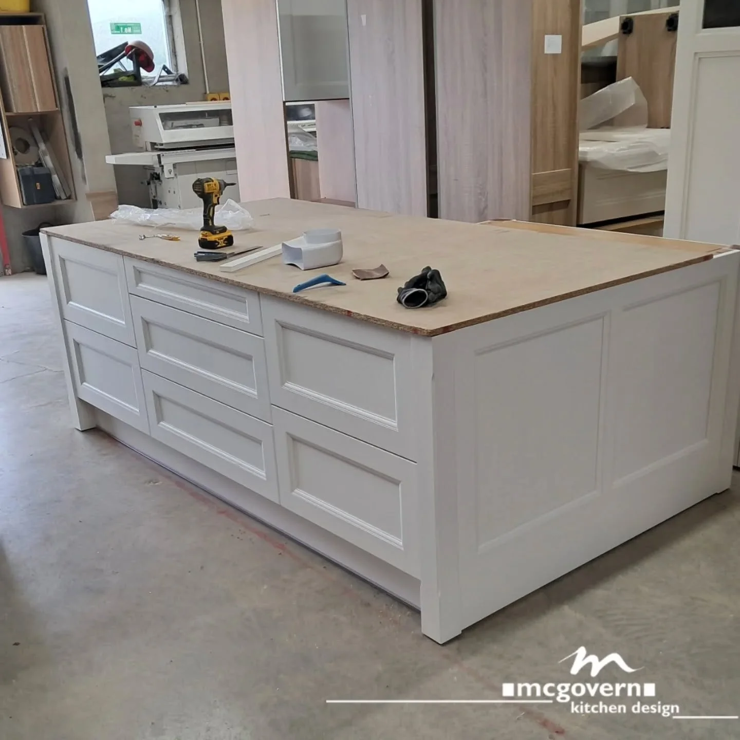 ✨ We&rsquo;ve been busy designing, crafting, and fitting beautiful kitchens &mdash; and this island is the latest piece ready for its new home! 🏡💫
From our workshop to your space, every detail is made with care and precision.
#McGovernKitchens #Kit