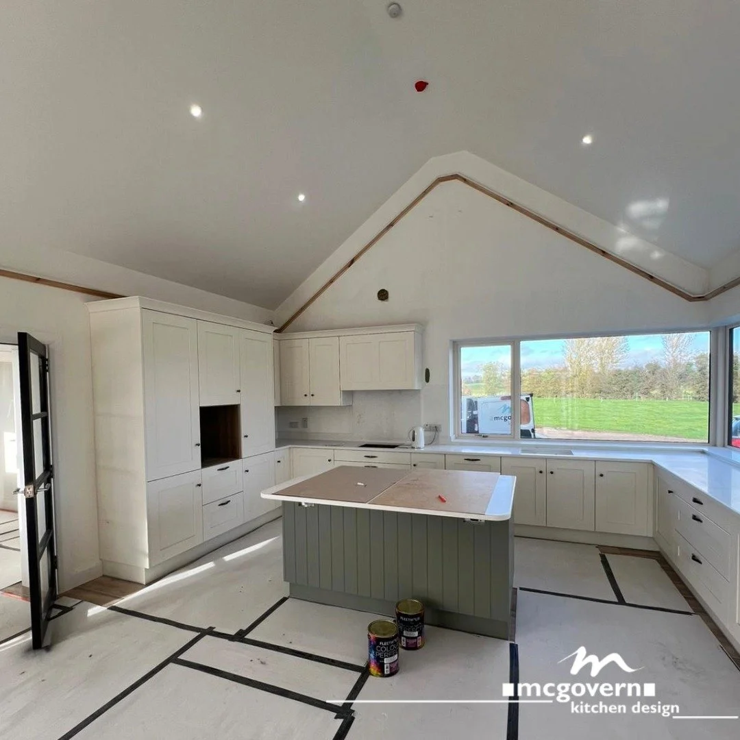 ✨ Work in Progress!

Our latest installation is really coming together beautifully &mdash; featuring the elegant Ashford door style in a soft Dove finish, paired with a striking feature island in bespoke &lsquo;Regiment Green&rsquo; 💚

The contempor