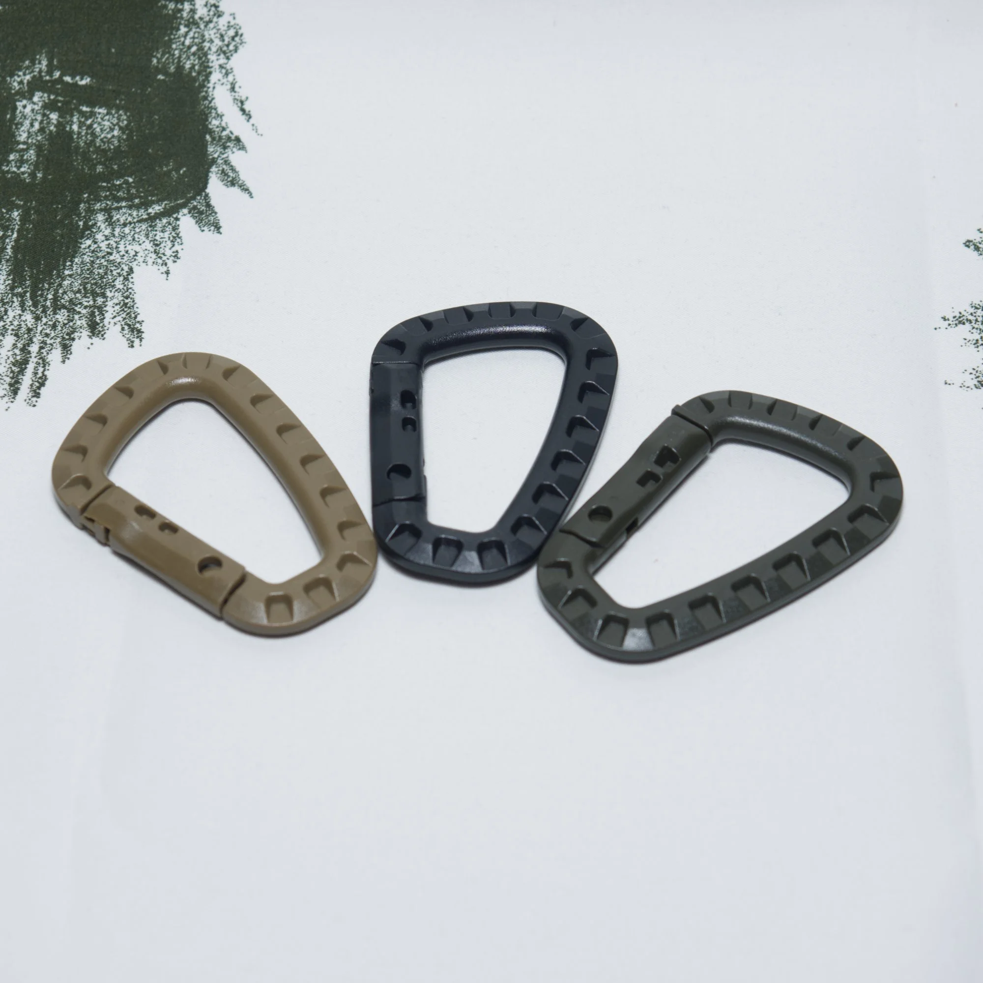 Kunststoff-Karabiner