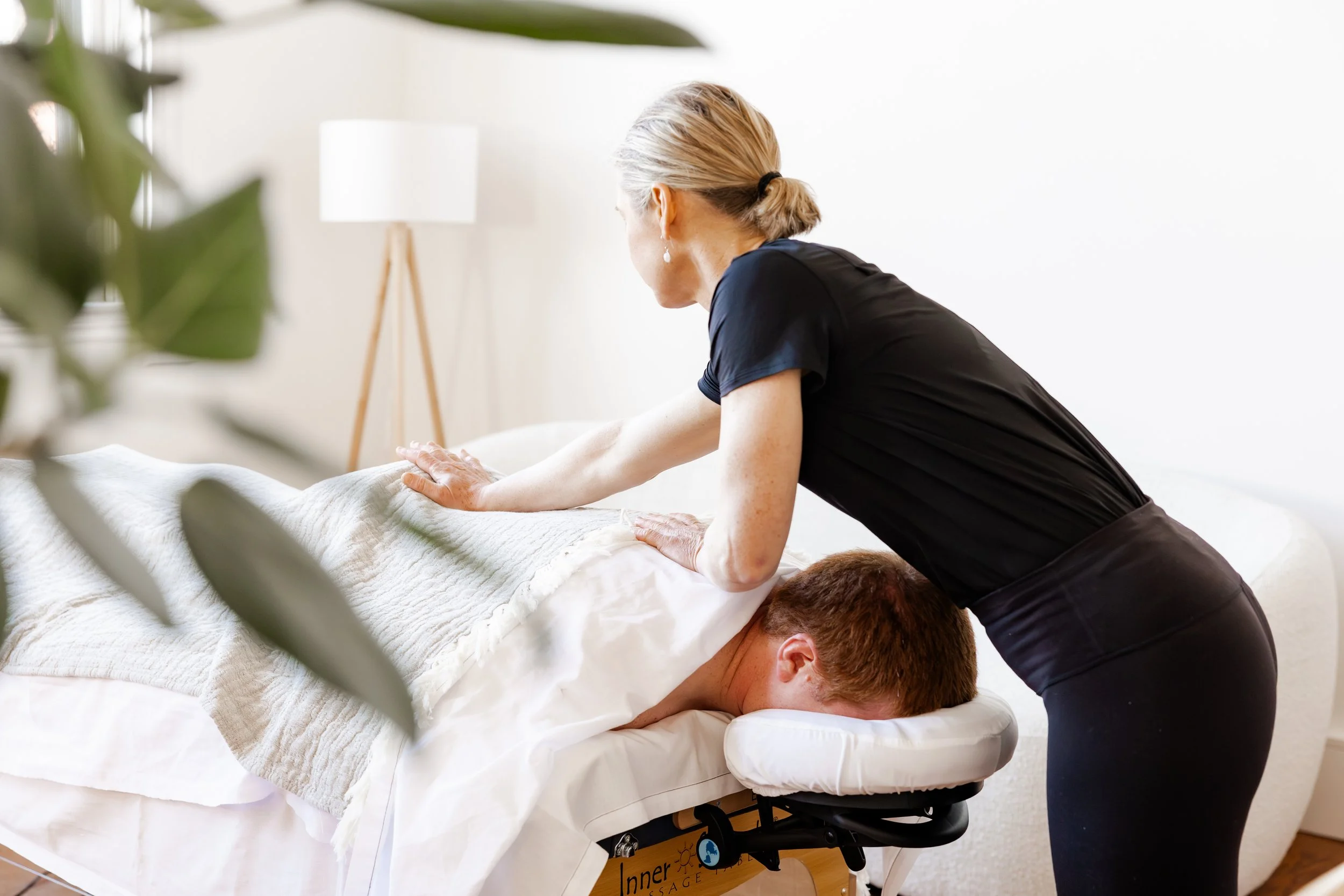 Your Nervous System on Touch: Why Mobile Registered Massage Therapy in Collingwood and Blue Mountain Feels Different