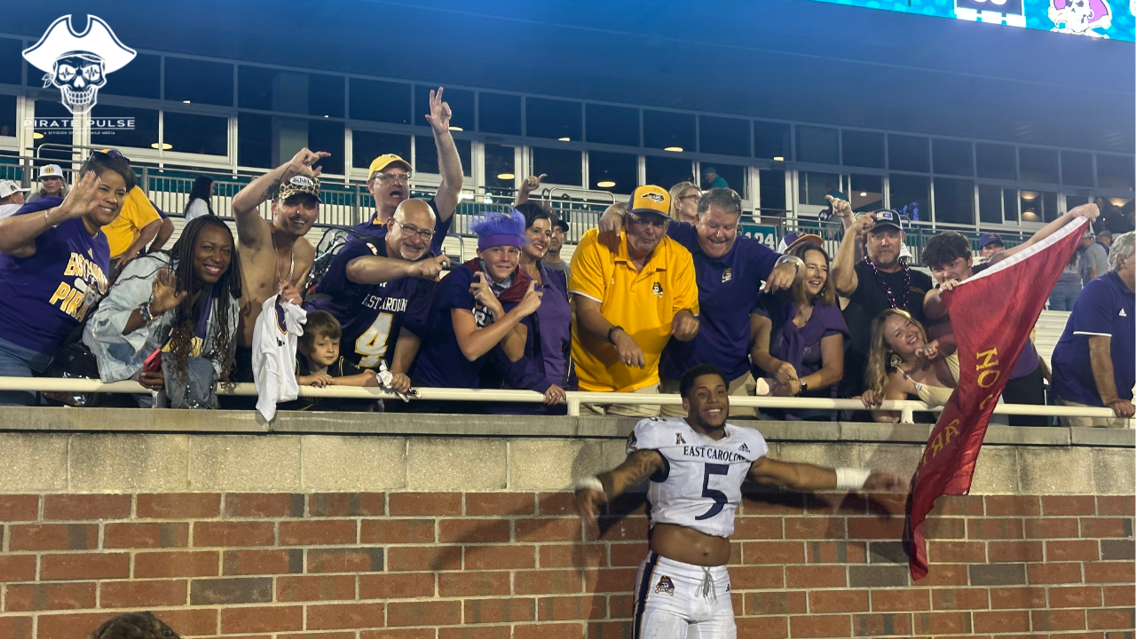 ECU Shuts Out Coastal Carolina 38-0