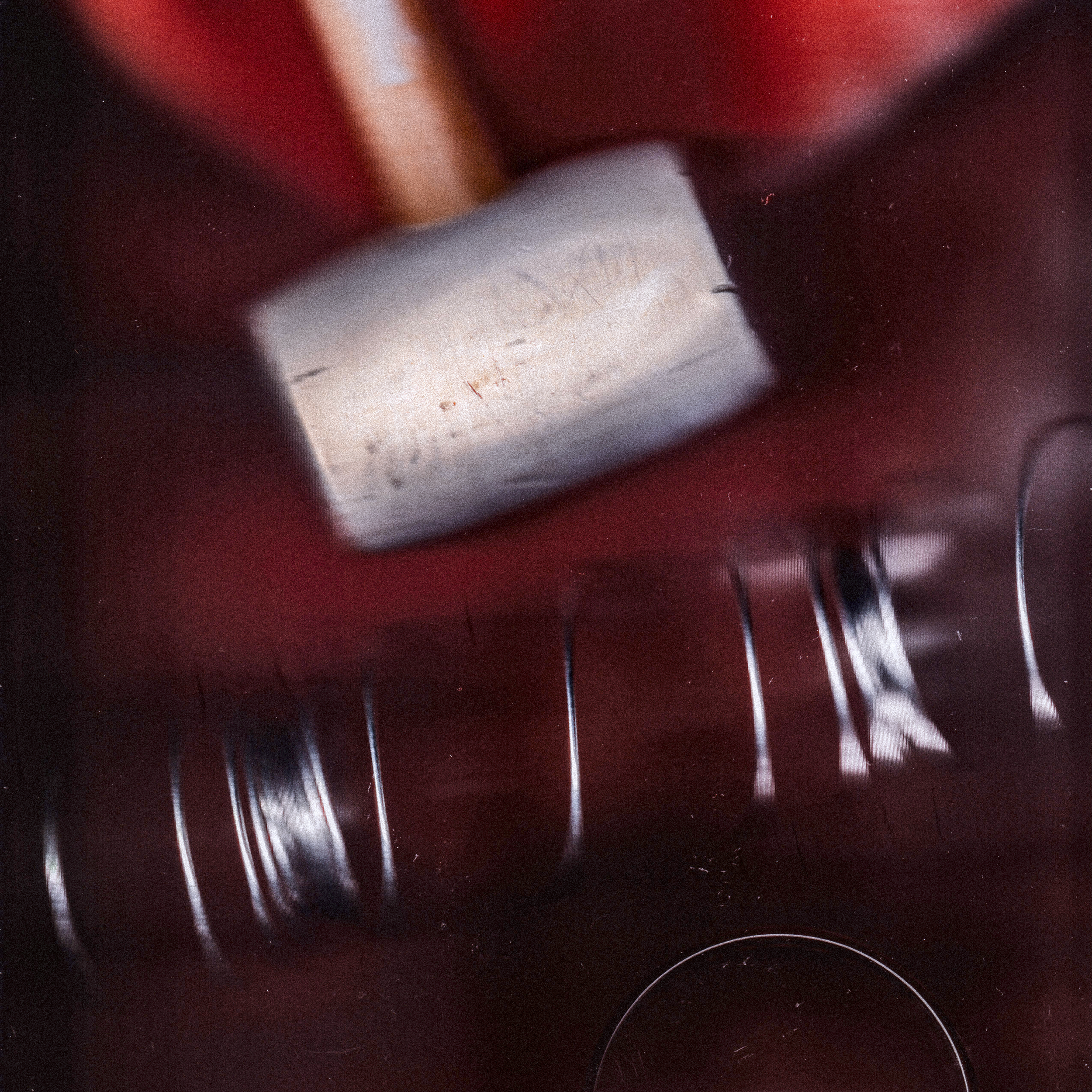 Rubber Mallet with Wooden Handle / Steel Wire / Drinking Glass / Fleece Pullover / Daylight / Scanner, 2026