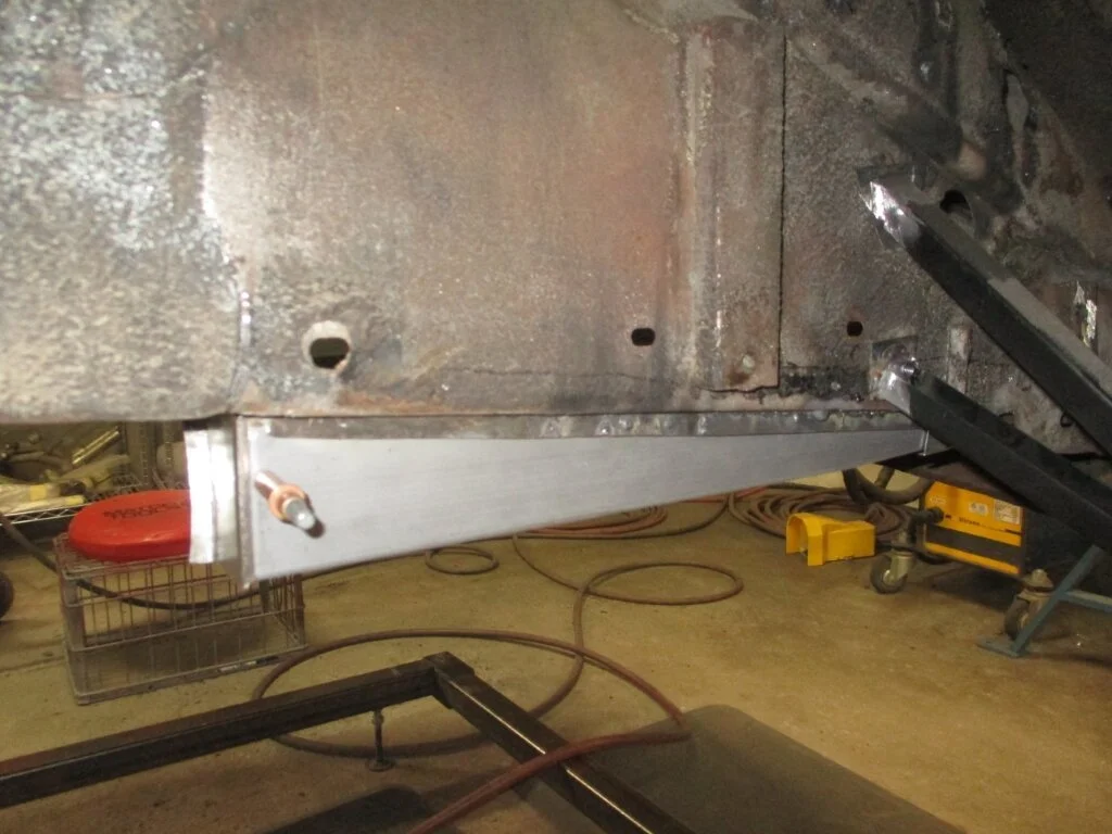 239_engine_surround_1__9.jpg