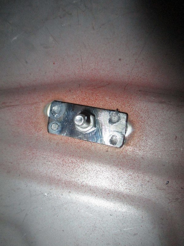 609_tow_hook_16_.jpg