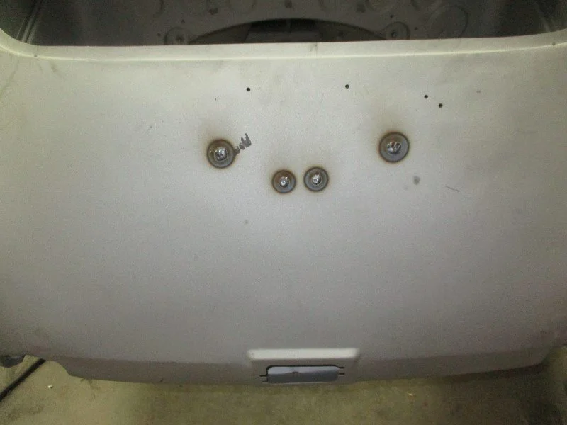 201_license_holes_2_.jpg