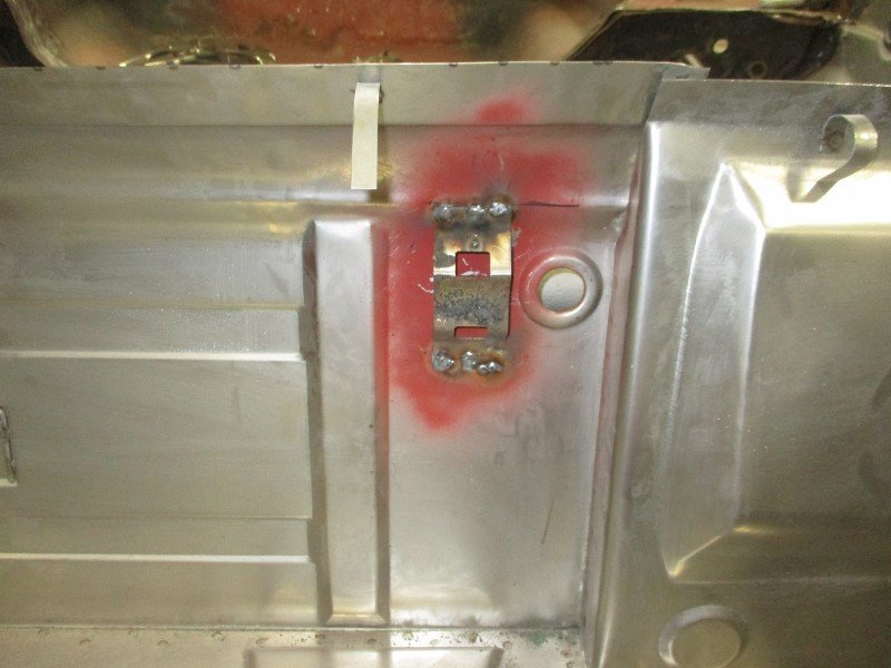 180_battery_box_4_.jpg