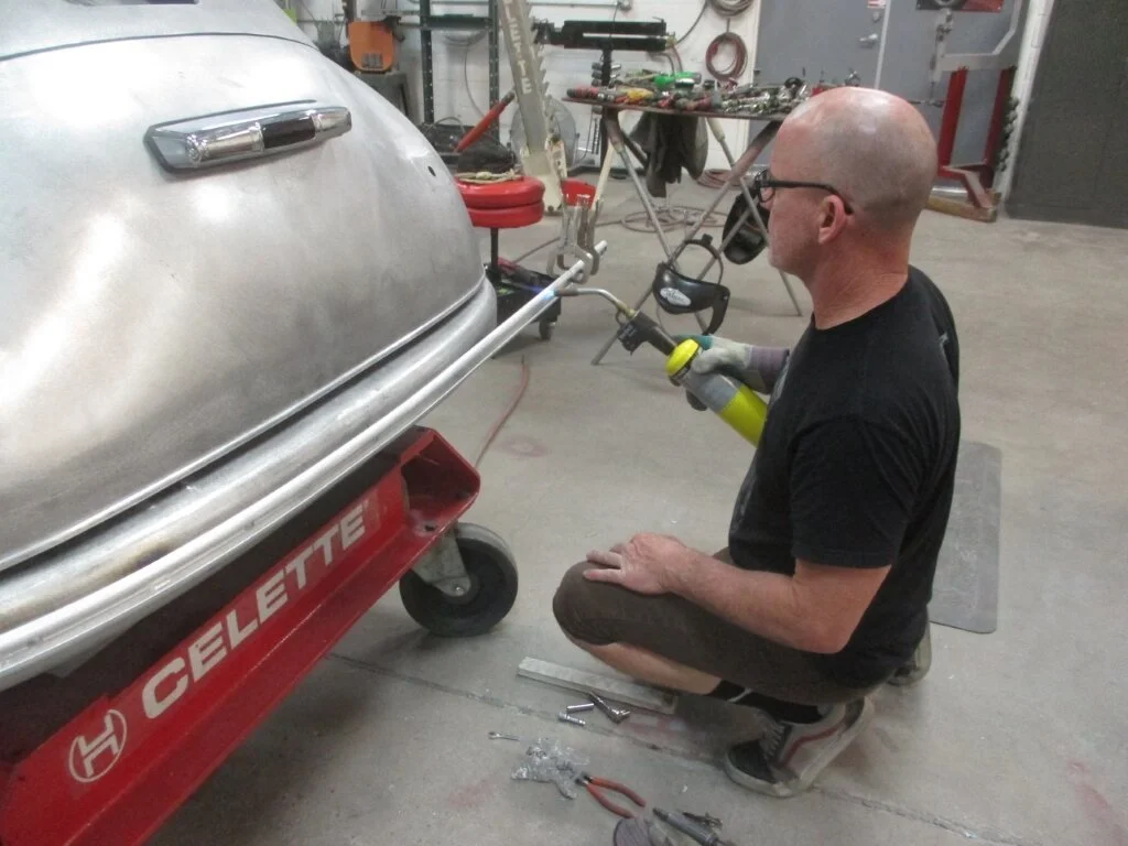 1071_bumper_trim_18_.jpg