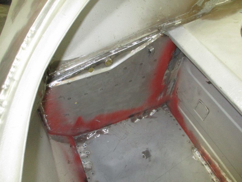 585_battery_box_7__13.jpg