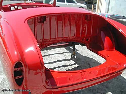 062_Red_Ghia010.jpg