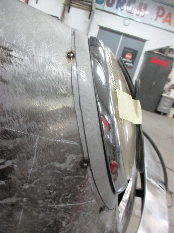 902_headlight_bucket_2__6.jpg