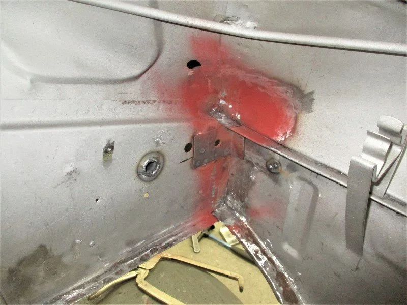 1033_battery_box_3_800x600_.jpg
