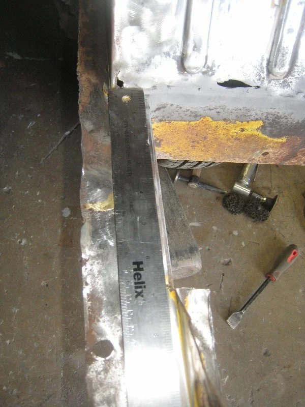 066_engine_area_1_.jpg