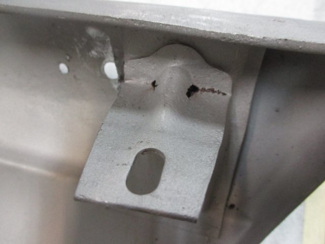 200_rear_bumper_drvr_3_.jpg