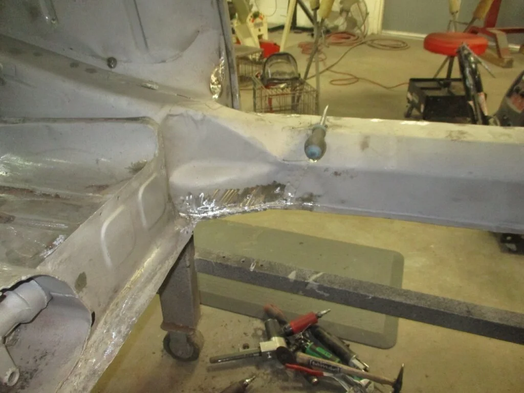 378_inside_body_24_.jpg