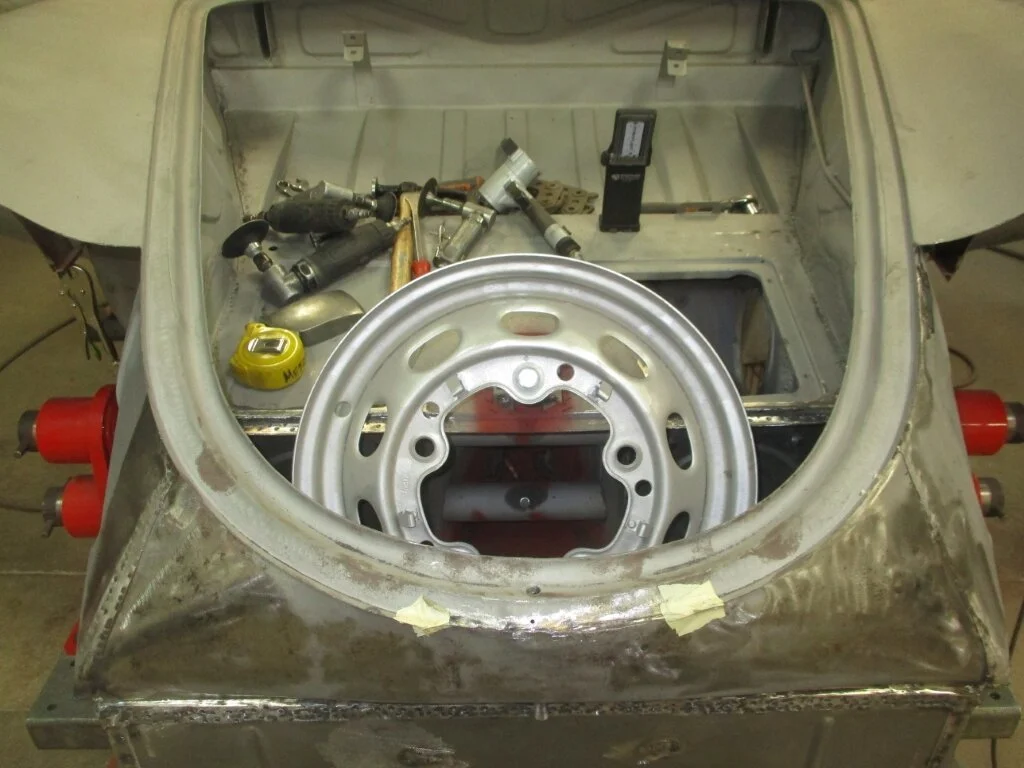 768_spare_horn_2_.jpg