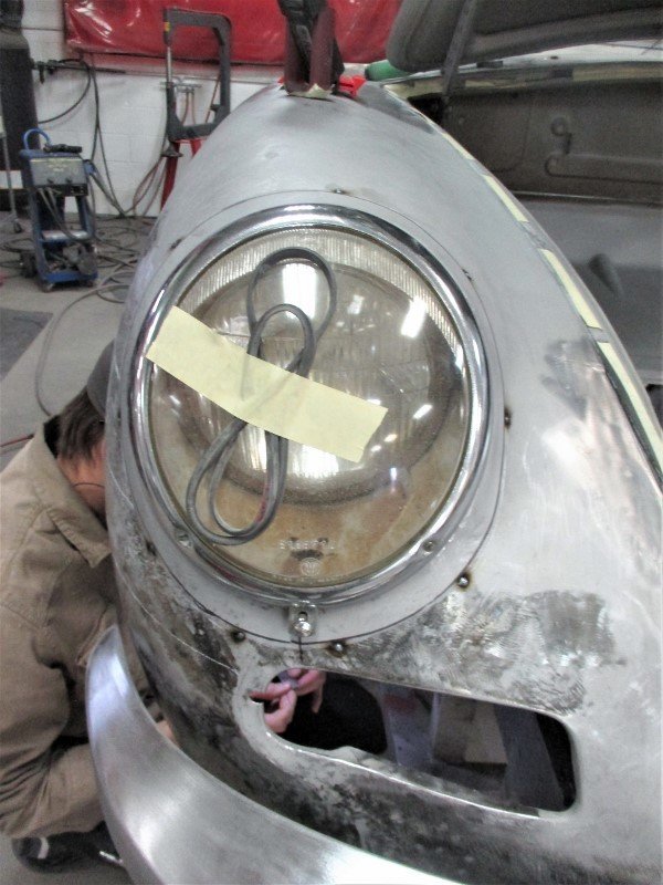 903_headlight_bucket_3__3.jpg