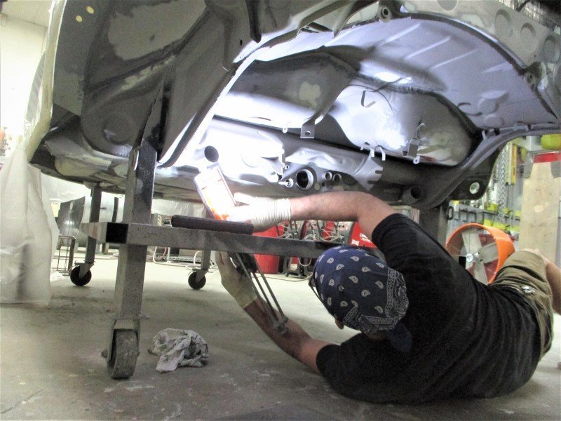 1006_seam_sealer_2__13.jpg