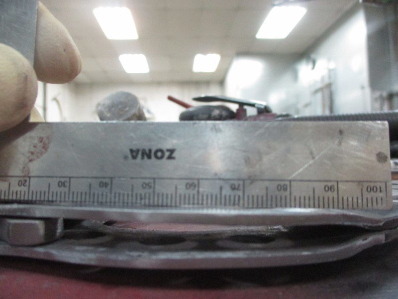 811_hood_hinges_10_.jpg