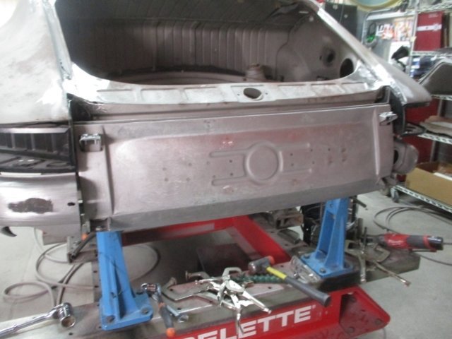196_rear_apron_1__1.jpg