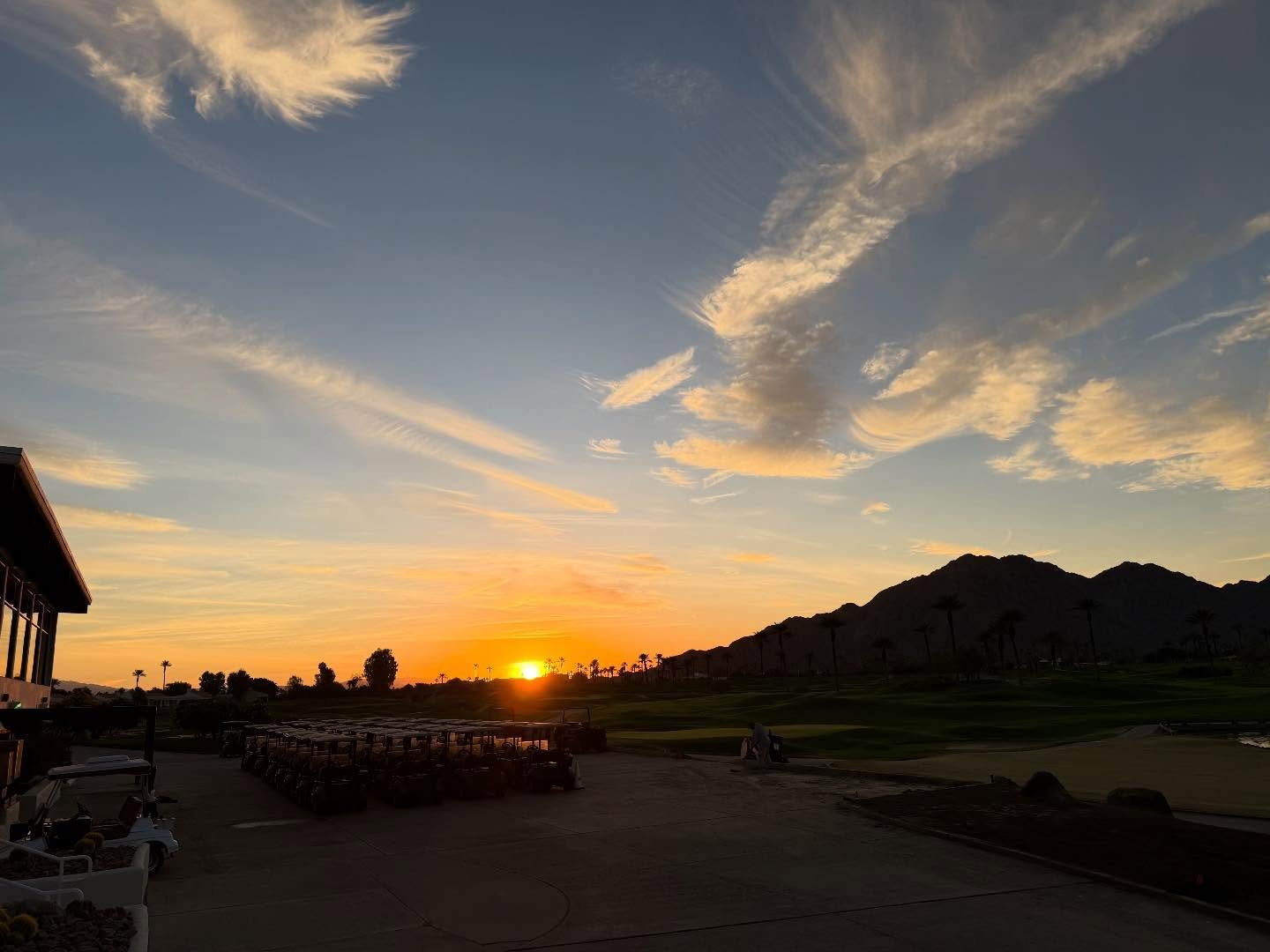 Dec 1 challenge: share a sunrise photo! #RiseforRew