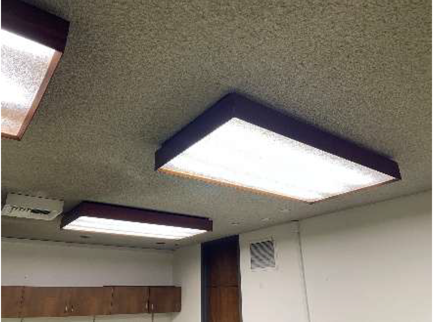 Wood framed fluorescent light fixtures - Quantity - 6