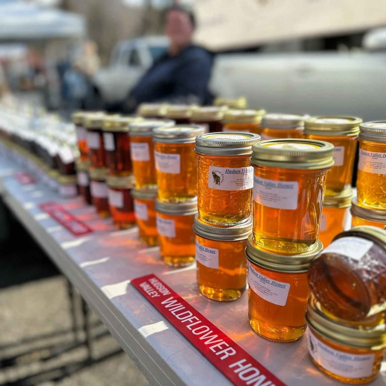 Coyote Kitchen is back this weekend with a ton of new jams and jellies! Get ready for spring and berry season by enjoying some of their preserves. Or if you fancy the savory and spicy, try some of their homemade mustards and sauces! @coyotekitchenllc