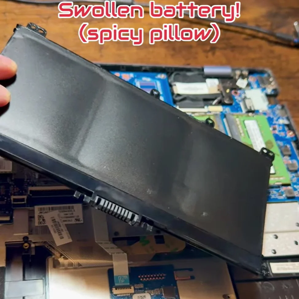 Replacing an inflated laptop battery