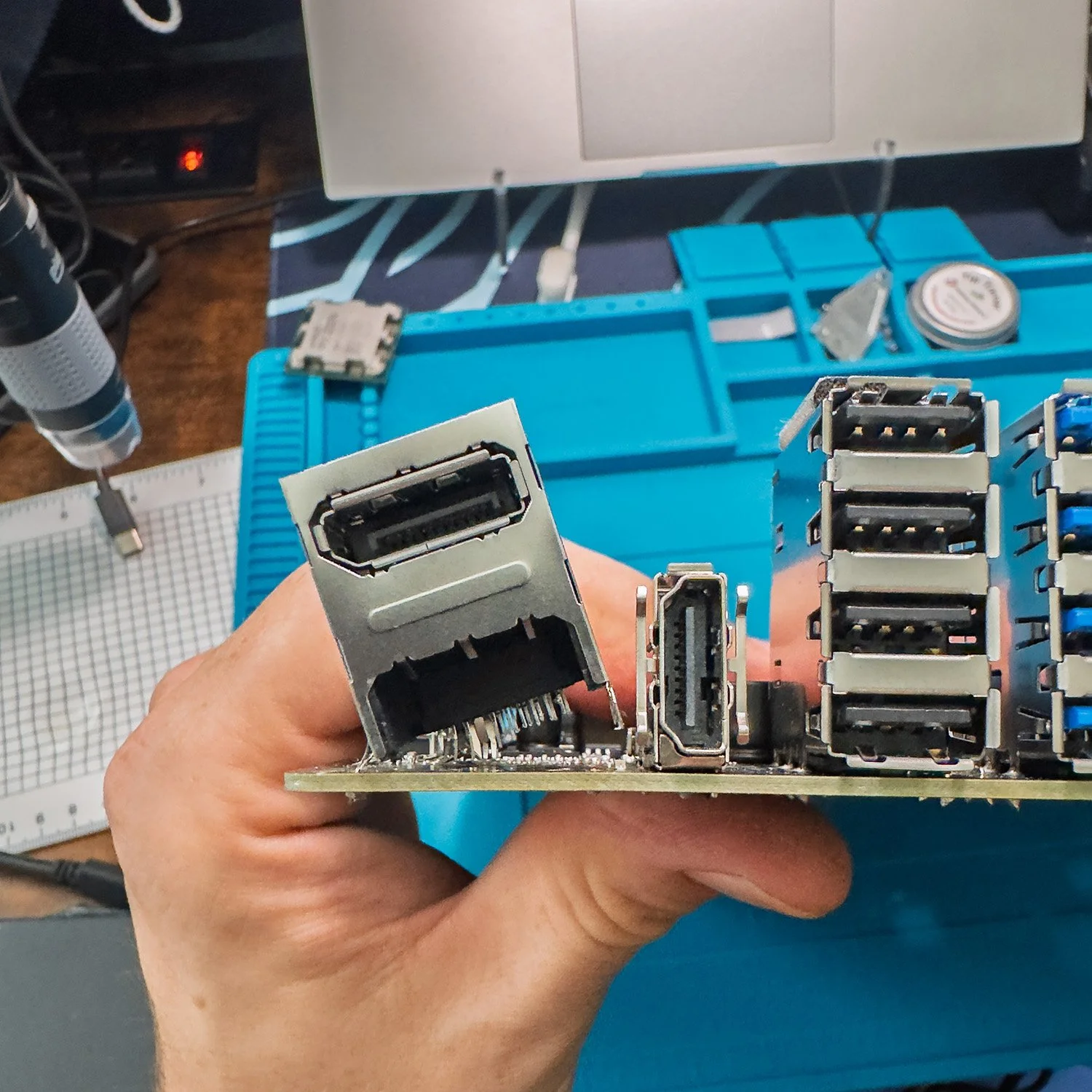 Asus ROG Strix Z790-F motherboard