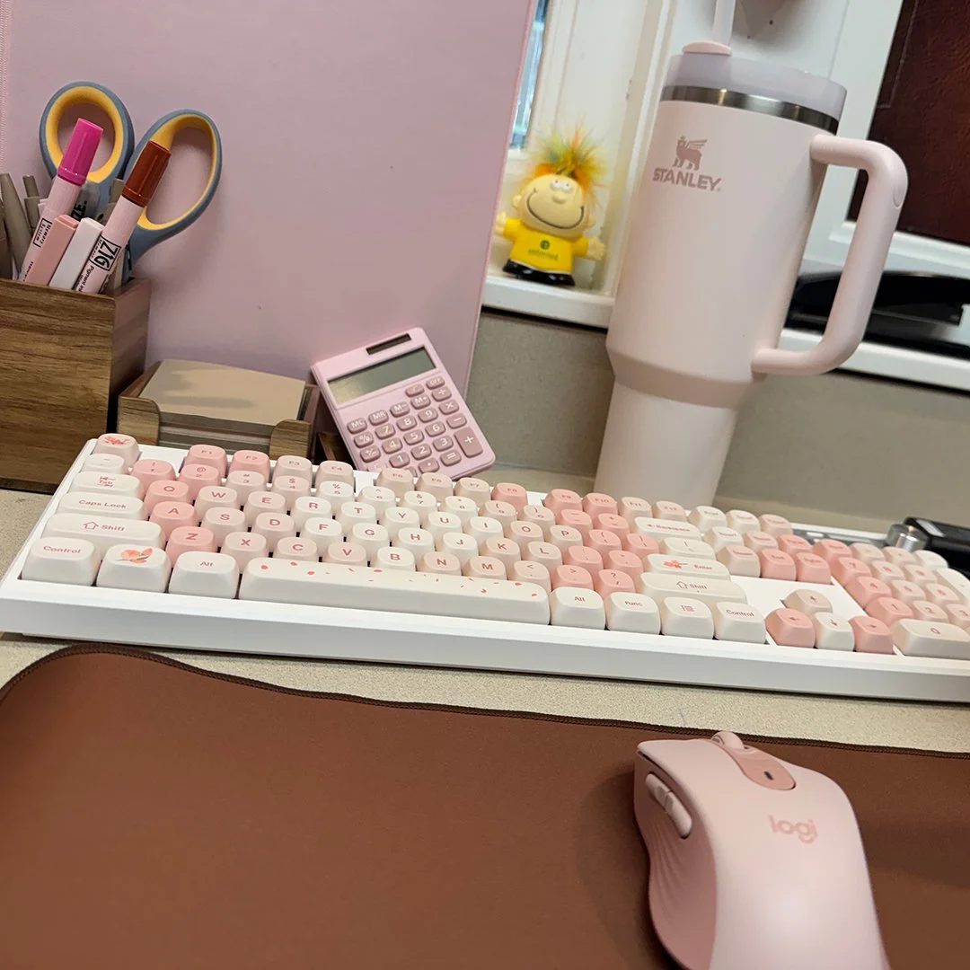 GMK104 & pink!