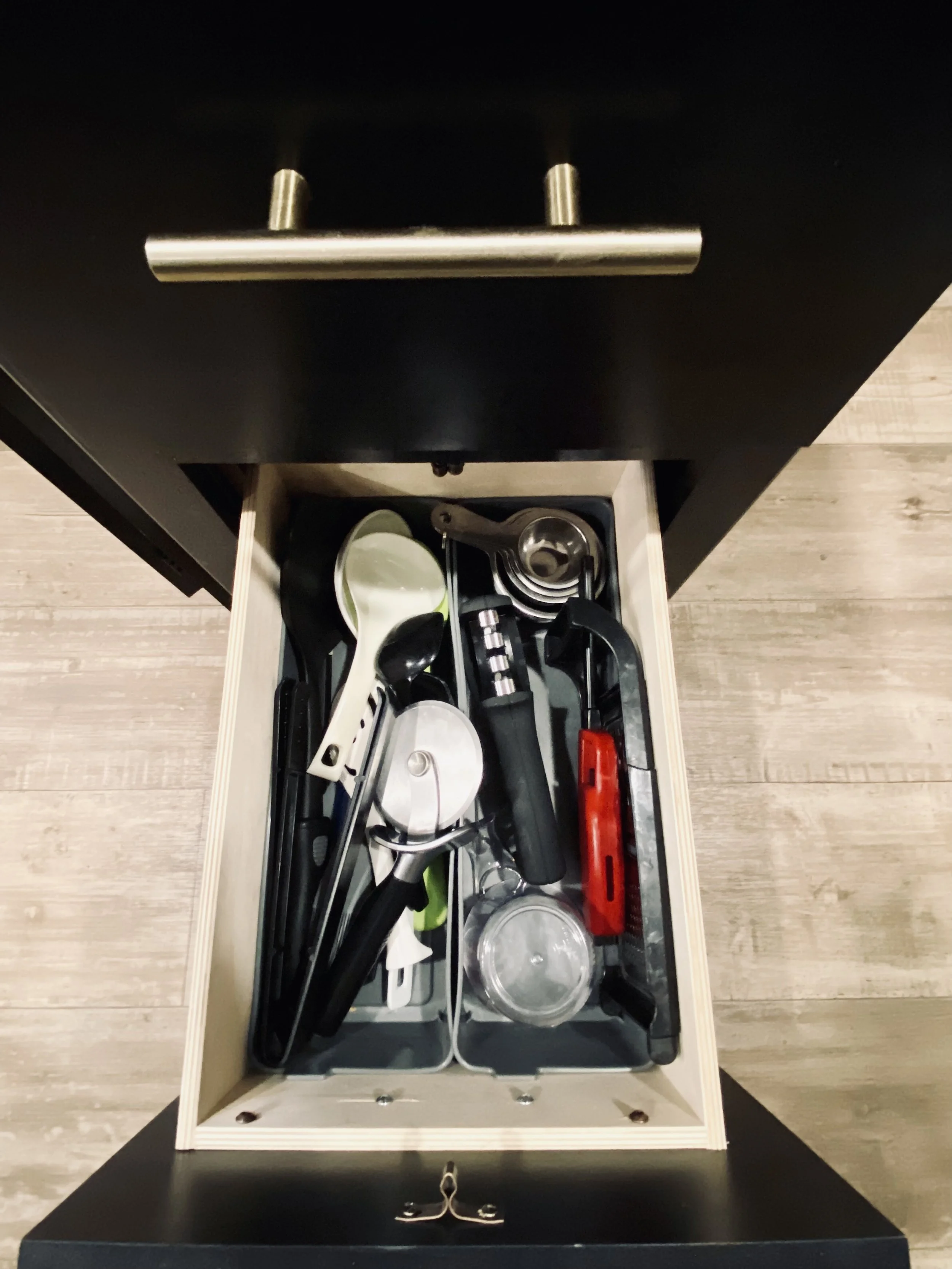 GW-Drawer 2 Items.jpg