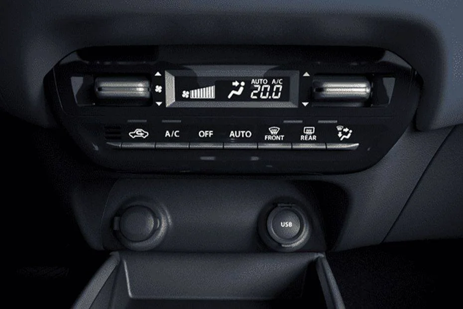 suzuki-baleno-front-ac-controls-530923.jpg