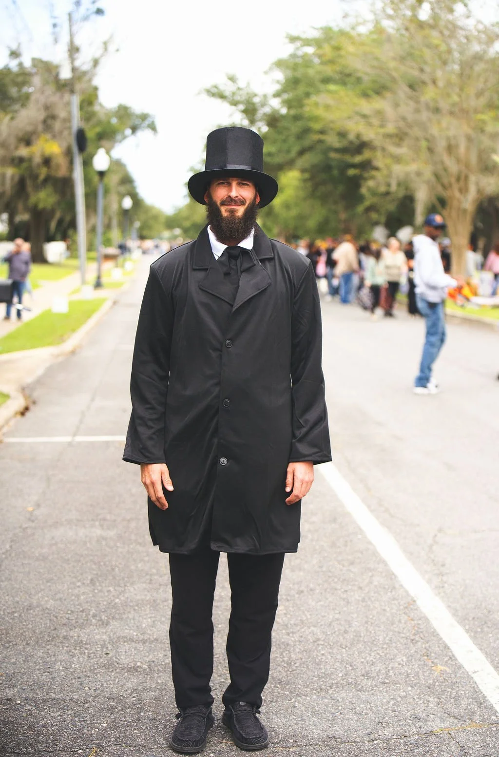 scarecrow-stroll2609897.jpg