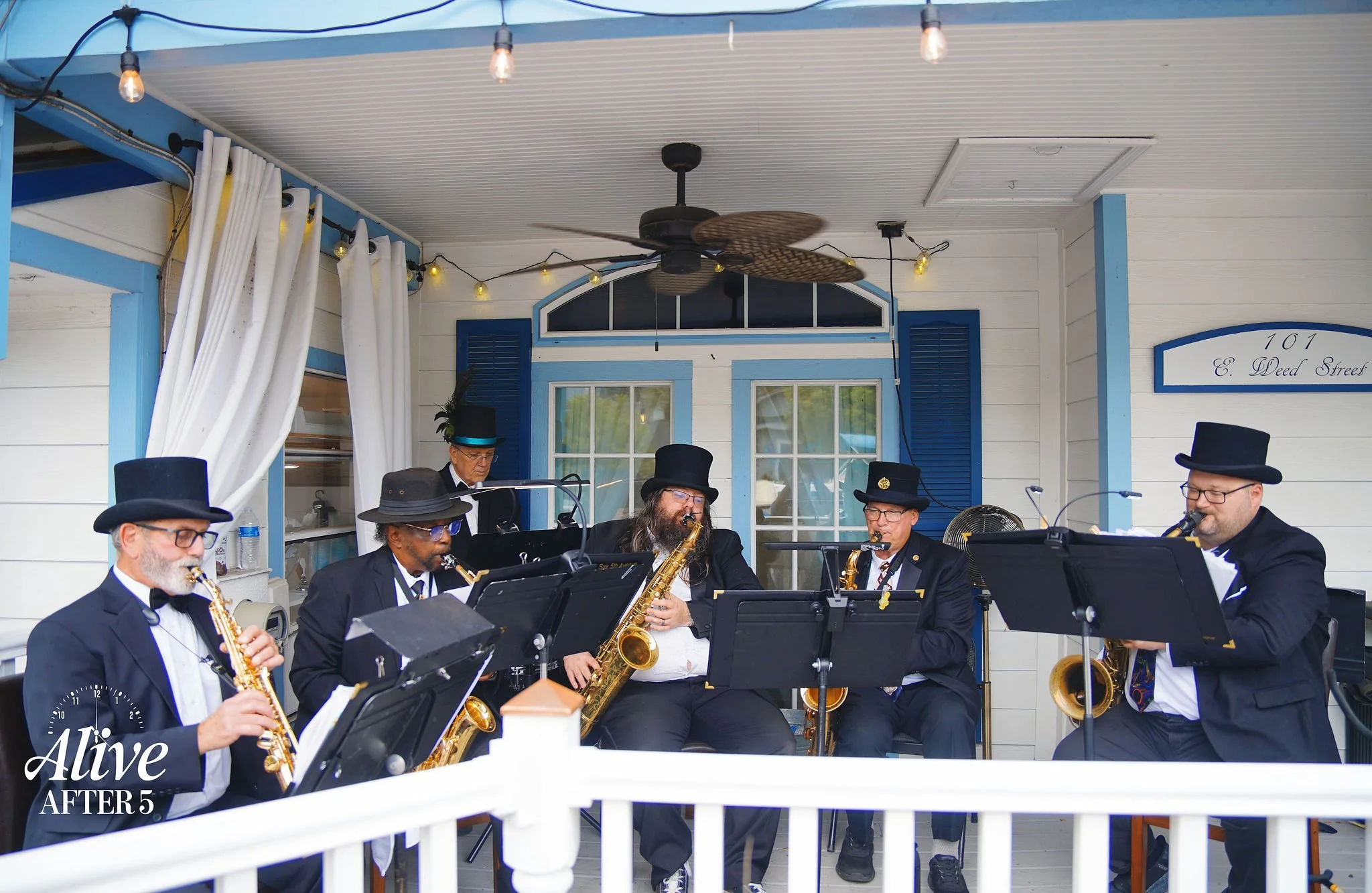 MayAliveAfterFive04199.jpg