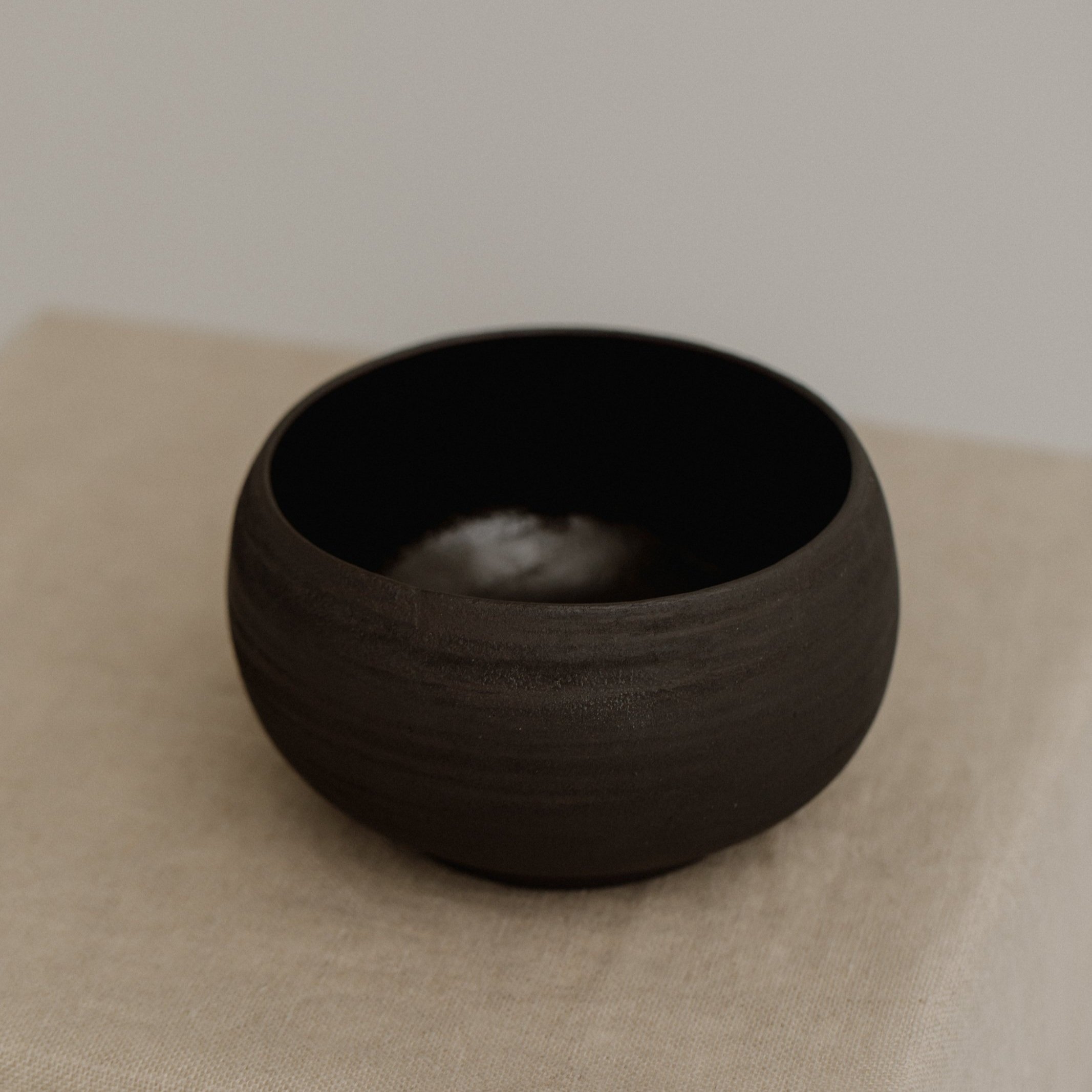 CKC_Matte-Orb-Bowl_3.jpg
