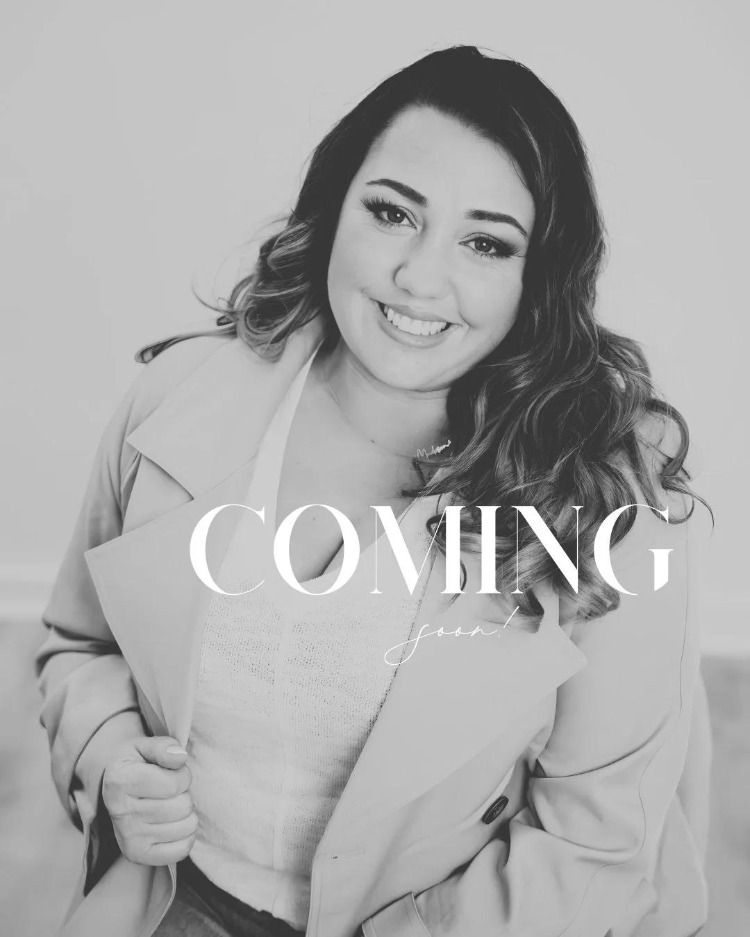 Lately, I've been noticing the same pattern in almost every tarot reader I talk to.
They're intuitive.
They're thoughtful.
They care deeply about reading responsibly.
And yet - they don't trust their readings.
Not because they're bad at tarot.
But be