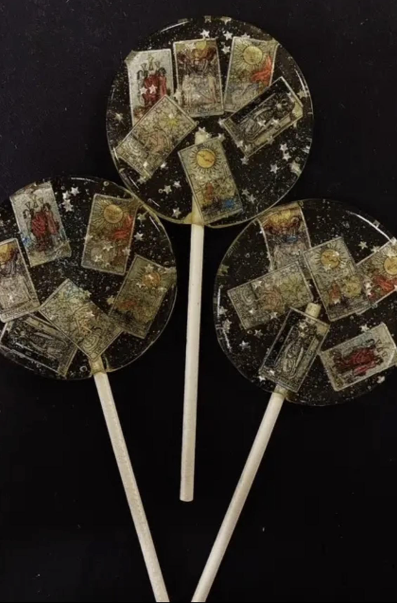 Tarot Lollipops