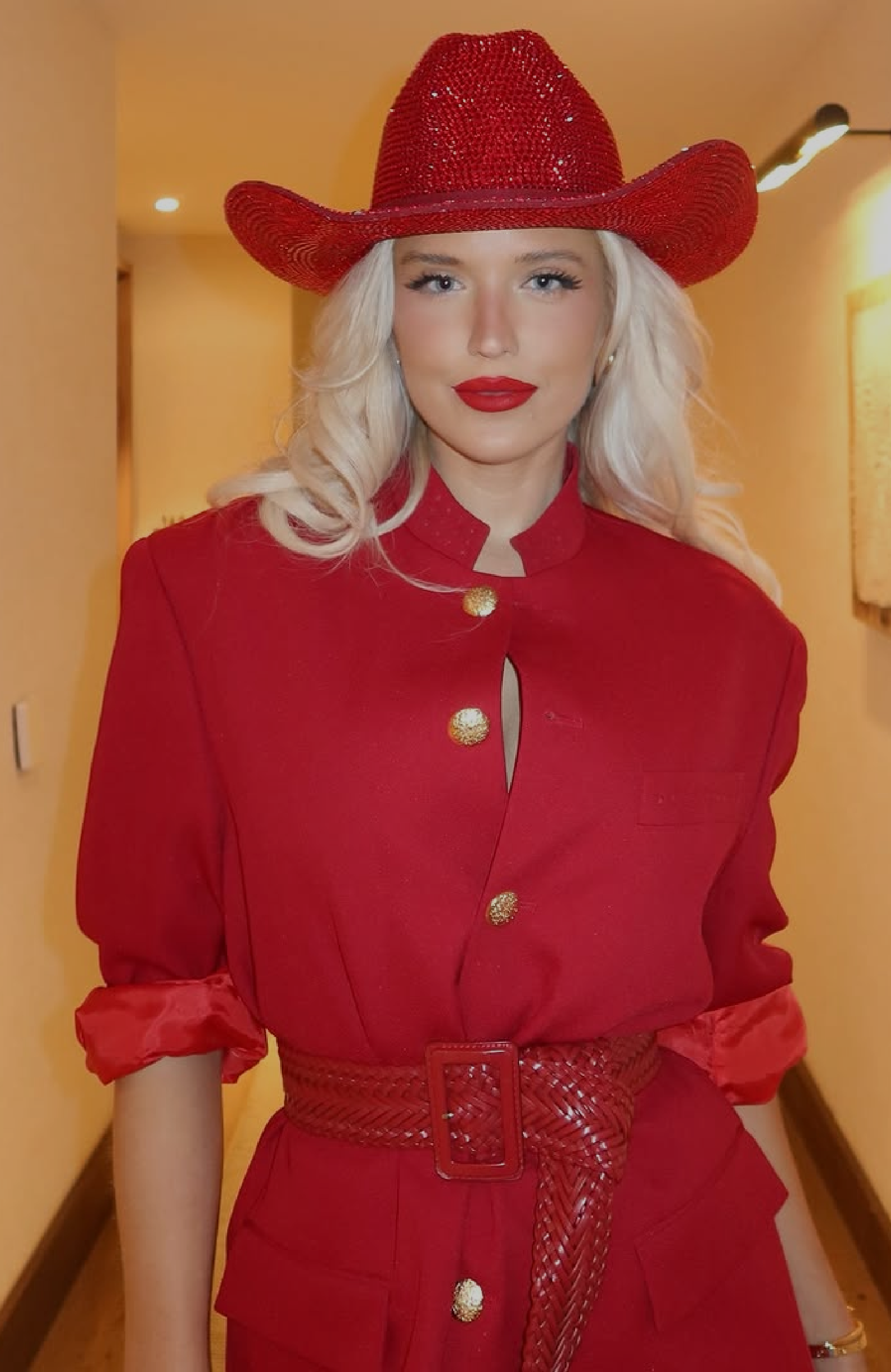 VISUALIZE Creative Agency Talents - Macy Kate