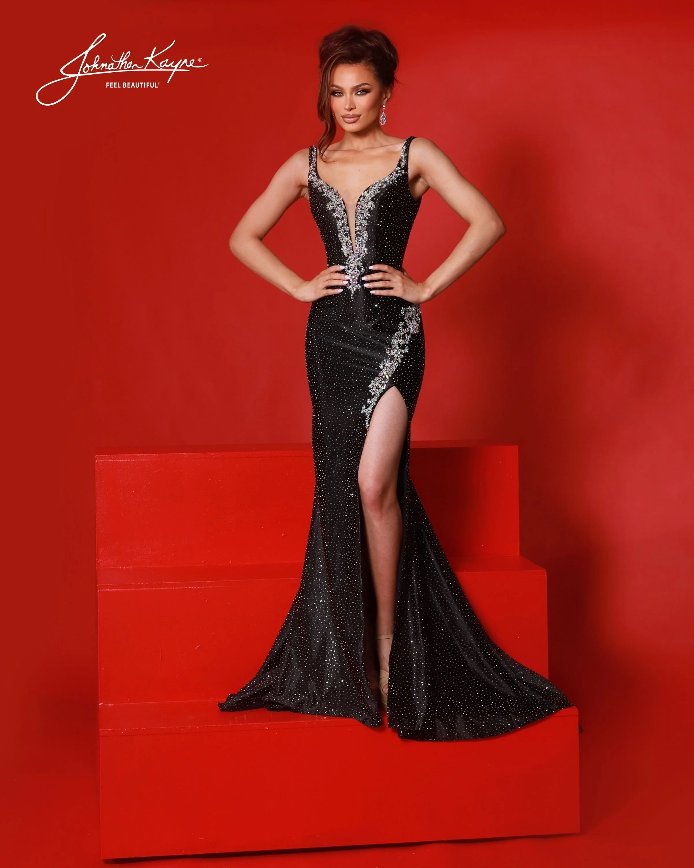 Johnathan Kayne 3240, black, size 18