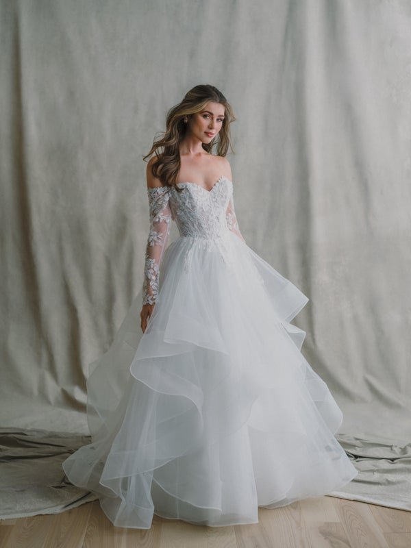 x217, ivory/nu, size 8