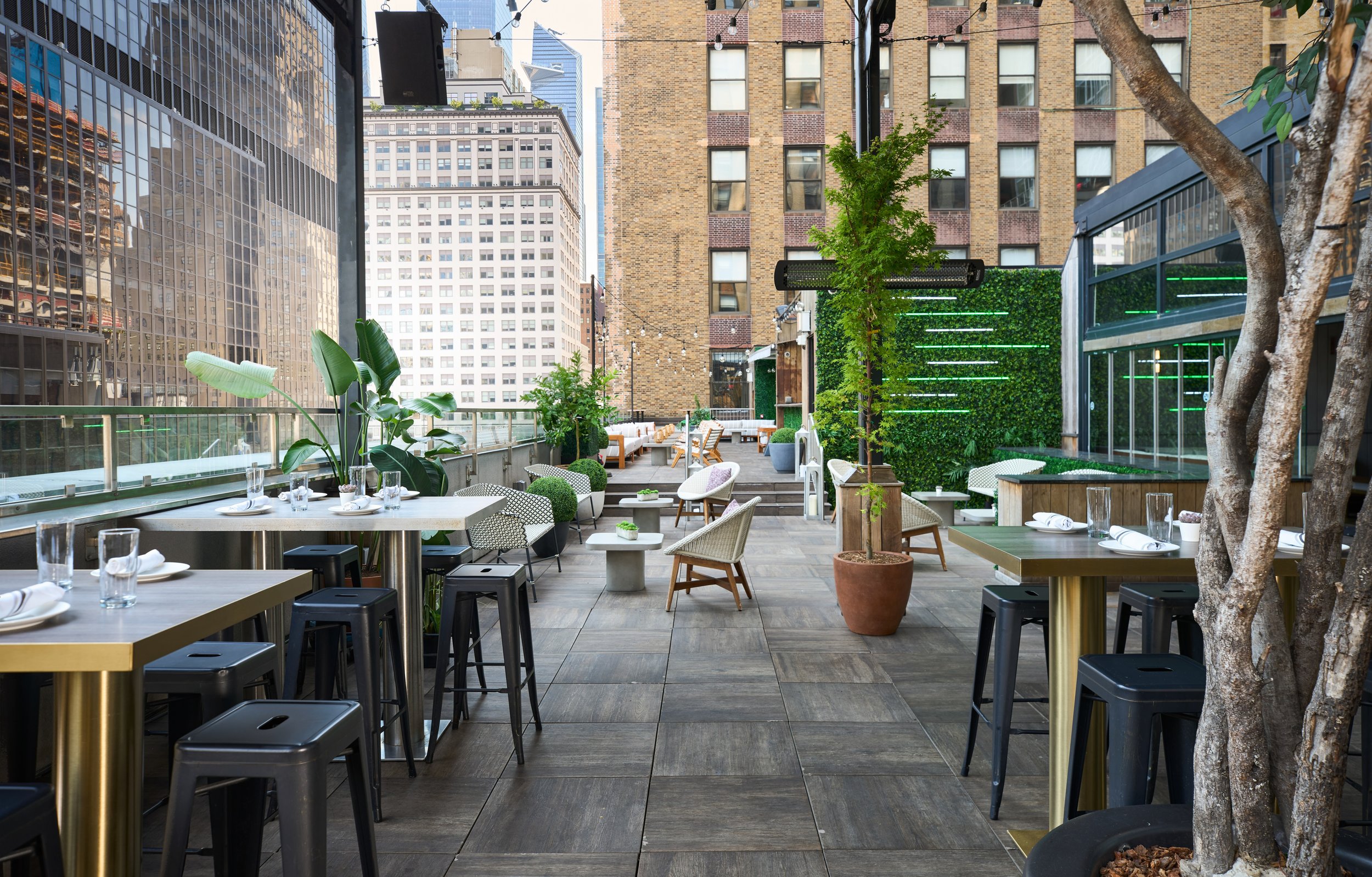 NYCSG_Restaurant_VERSA_Outdoor_Terrace_3655.jpeg