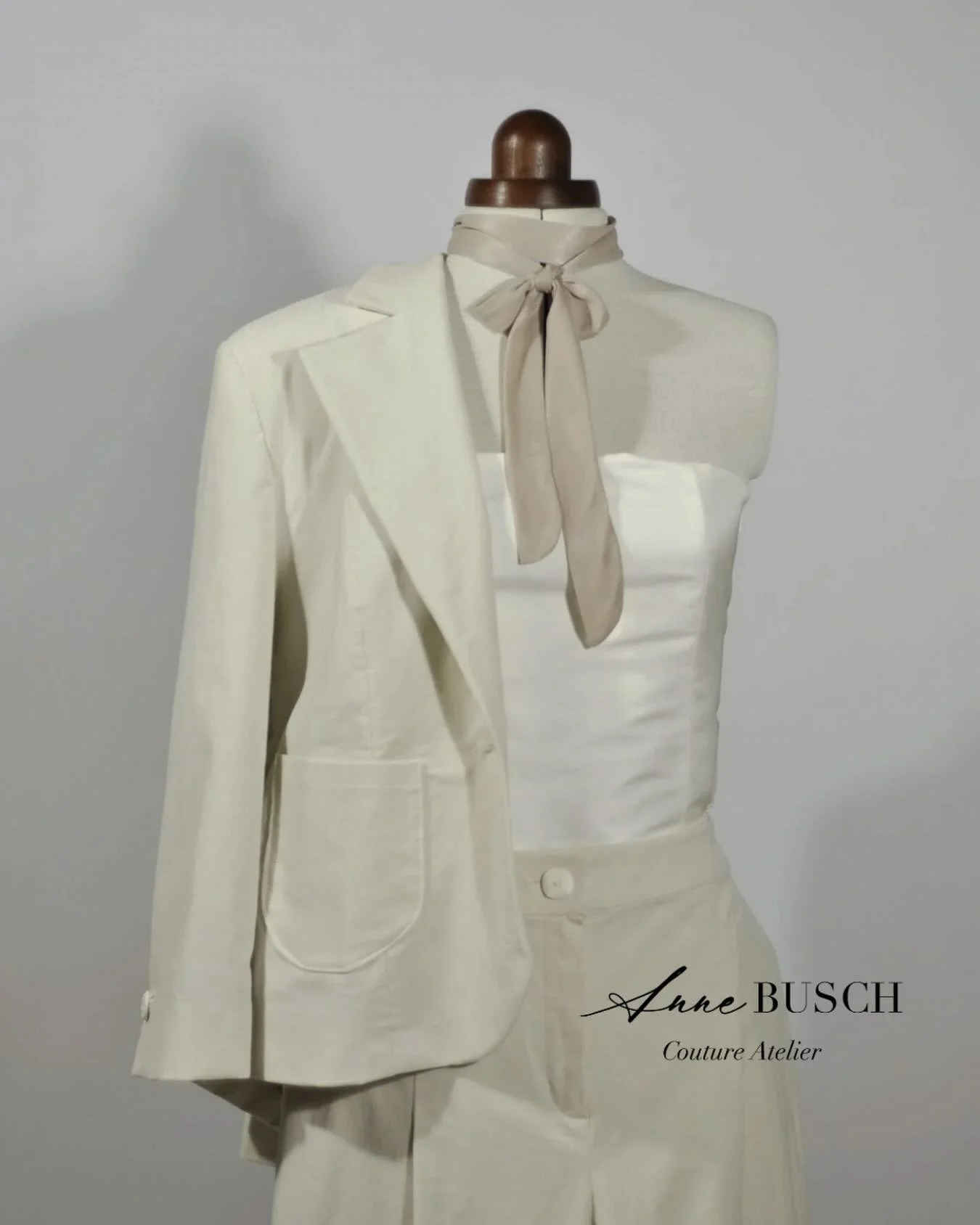 Something special for a winter wedding 🤍✨
A velvet suit in lucent white &mdash; soft, sculptural, and made to shine in its own quiet way.
Lined with stone-coloured charmeuse and paired with a silky strapless top.
Finished with a selection of ties in